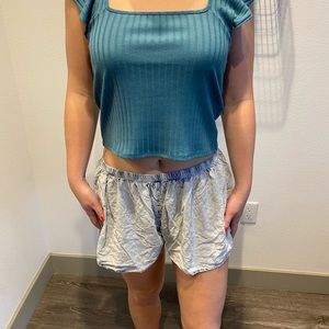 ABOUND CROP BLUE SHIRT